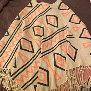Cozy patterned poncho!